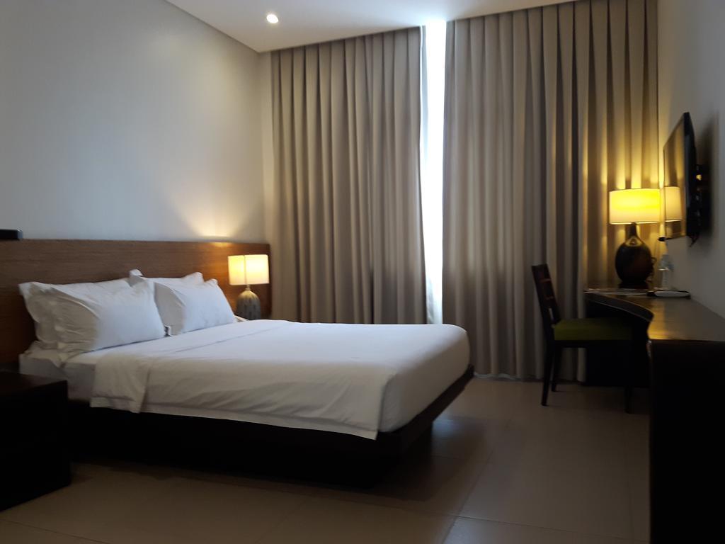 Azia Suites And Residences Cebu Ngoại thất bức ảnh